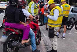Ronda no Bairro apreende drogas e balança de precisão em abordagem na Cruz das Almas