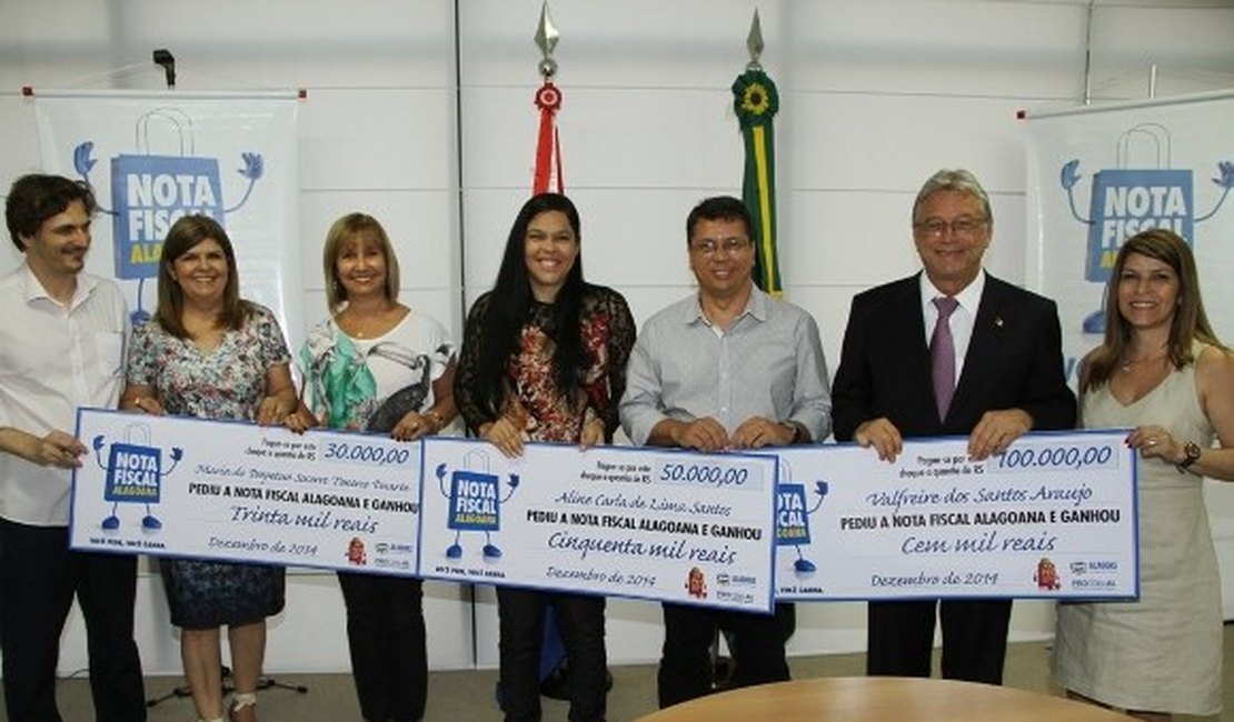 Governador entrega premiação principal do Programa Nota Fiscal Alagoana