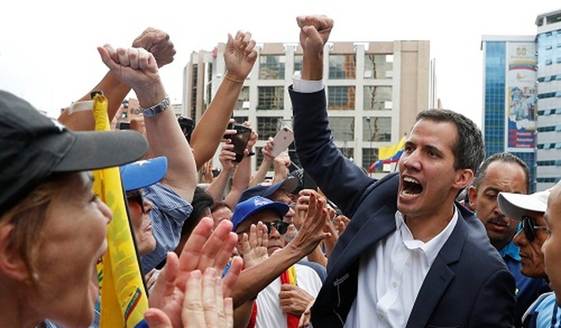 Governo Bolsonaro reconhece Juan Guaidó como presidente interino da Venezuela