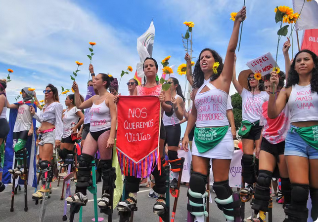 Cidades pelo Brasil têm atos pelo Dia da Mulher com protestos contra violência de gênero