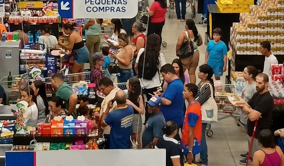 Jomart Atacarejo realiza sorteios semanais com vales-compra durante campanha de aniversário