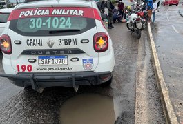 Mulheres ficam feridas após cair de moto em Arapiraca