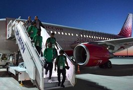 Susto: avião da Arábia Saudita tem pane e pega fogo a caminho de Rostov