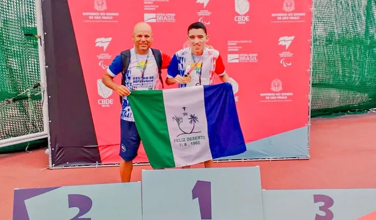 Jovem da zona rural de Feliz Deserto ganha medalhas de ouro nas Paralimpíadas Escolares