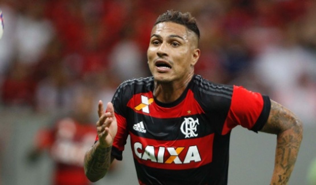 Guerrero marca, Flamengo domina e vence Flu em clássico nervoso