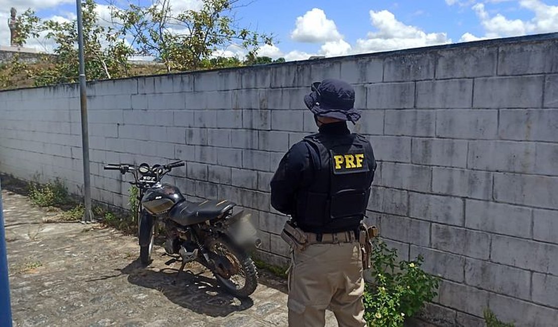 PRF prende homem por receptação de veículo no interior de Alagoas