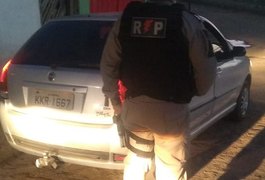 Polícia Militar recupera veículo roubado no Nilo Coelho, em Arapiraca