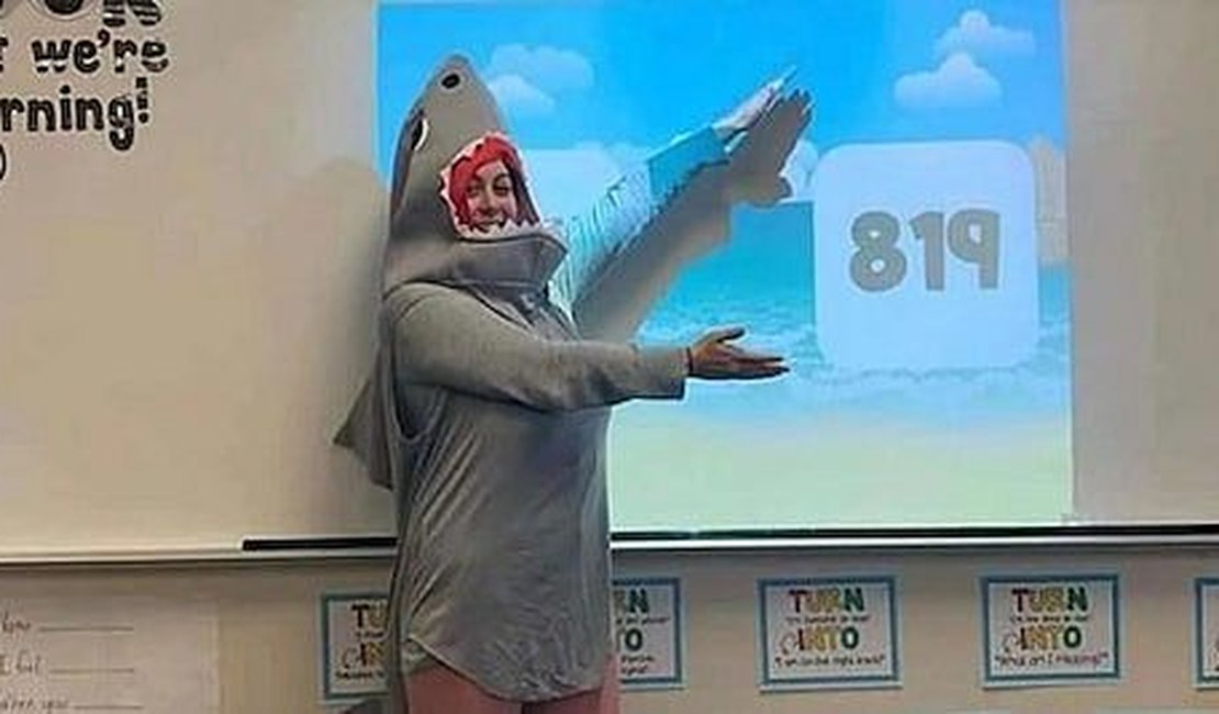 Vídeo: professora viraliza ao se vestir de tubarão para ensinar matemática