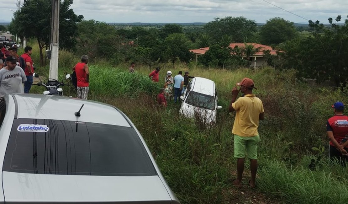 Motorista é morto dentro de veículo do Conselho Tutelar de Água Branca