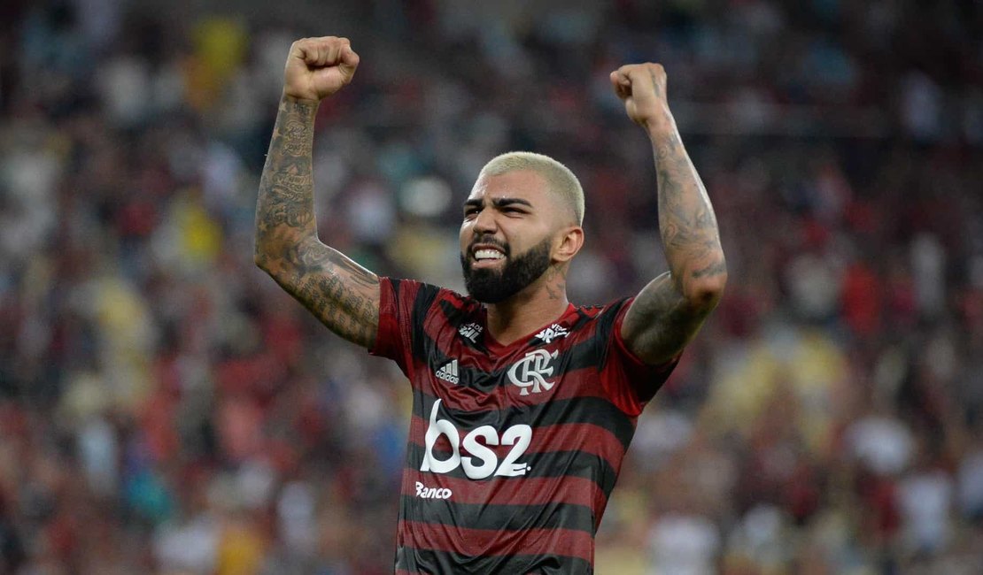 Gabriel iguala marca de Zico e bate recorde de Hernane no Flamengo