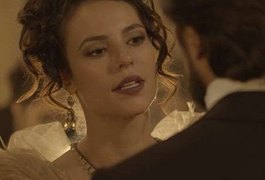 'Além do Tempo': Felipe flagra Melissa procurando o diário de Berenice