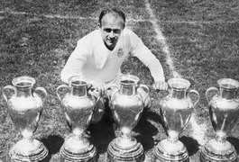 Di Stéfano morre aos 88 anos