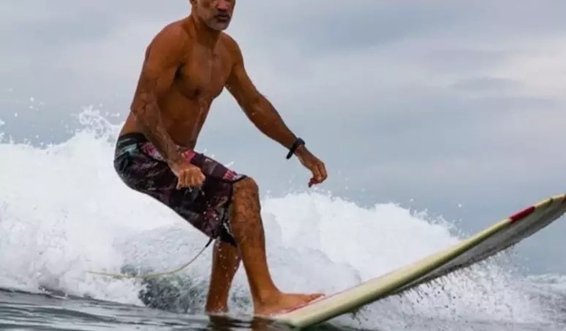 Salva-vidas morre afogado em praia do Guarujá no litoral de São Paulo