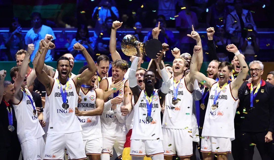 Alemanha é campeã da Copa do Mundo de basquete, e EUA ficam fora do pódio