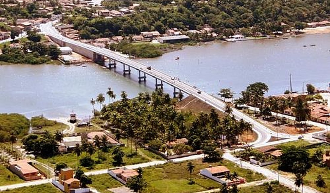 Jovem morre após troca de tiros com a polícia na Barra de Santo Antônio