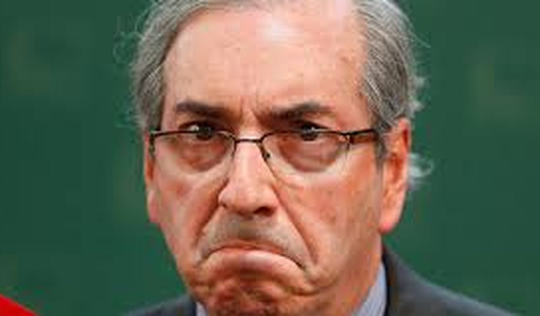 'Se eu derrubo Dilma agora, no dia seguinte, vocês me derrubam', diz Cunha