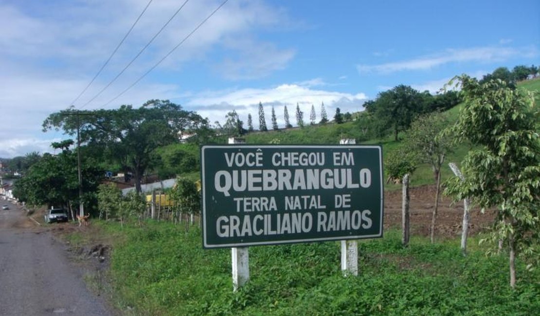 Bandidos invadem casa para matar o pai, mas atingem e matam a filha de dois anos