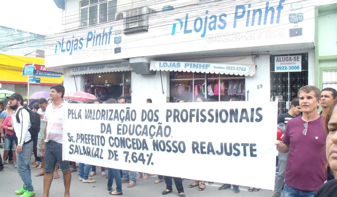 SINDSAR presta solidariedade à greve dos professores e repudia postura da Prefeitura