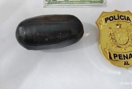 Mulher é presa ao tentar entrar com drogas na Penitenciária de Segurança Máxima, em Alagoas