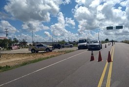 Blitz da Lei Seca na região agreste apreende 8 motos e autua 35 condutores