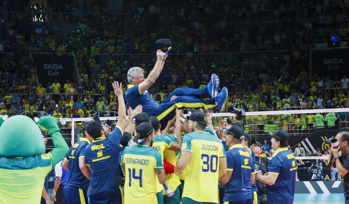 Brasil vence Itália no vôlei e está na Olimpíada de Paris