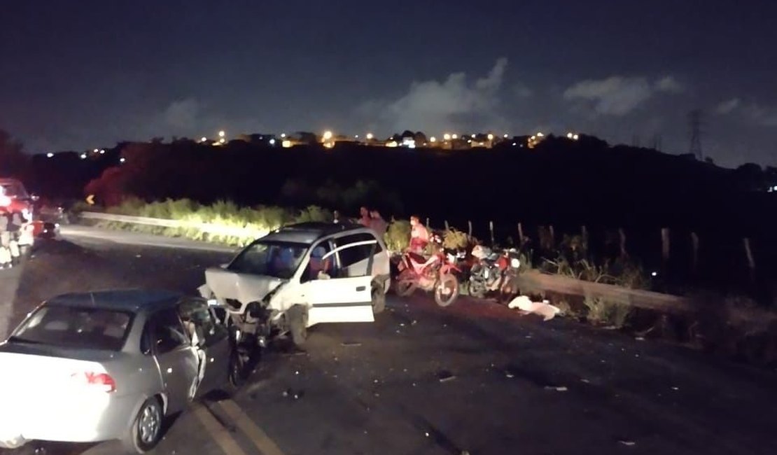 Vídeo. Acidente entre carros e motos deixa cinco feridos na Ladeira do Catolé