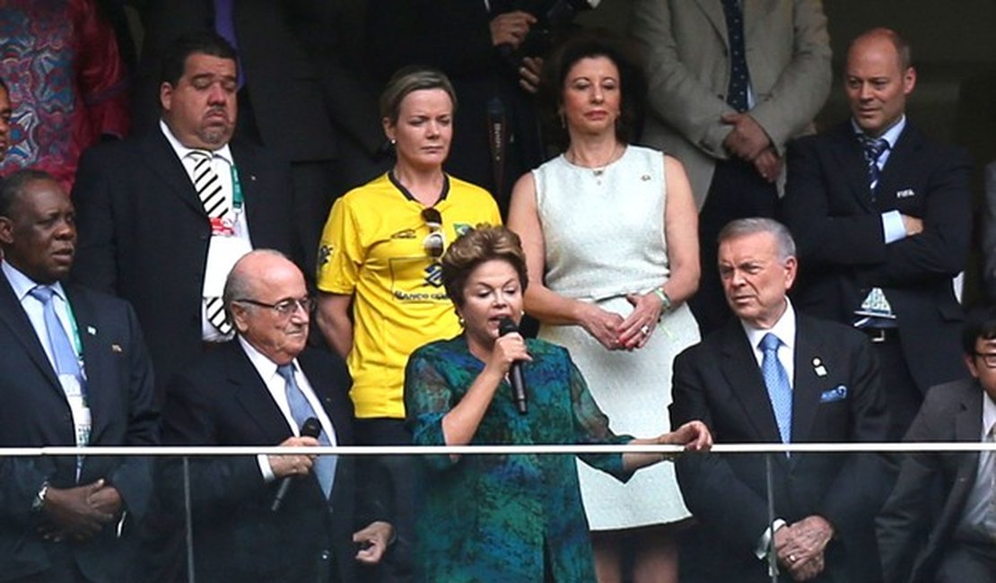 Dilma é vaiada na abertura da Copa das Confederações