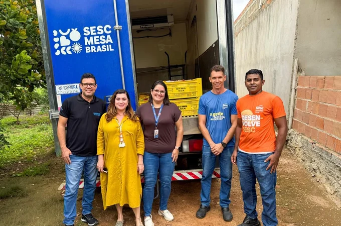Fé e solidariedade: Paixão de Cristo de Arapiraca arrecada 573 kg de alimentos e doa para o Sesc Mesa Brasil