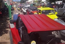 Bloqueio do acesso à praia de São Miguel dos Milagres revolta moradores e trabalhadores