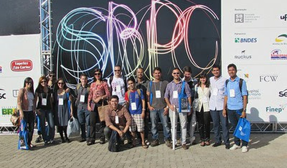 Estudantes representam Ufal em jornada nacional durante a SBPC
