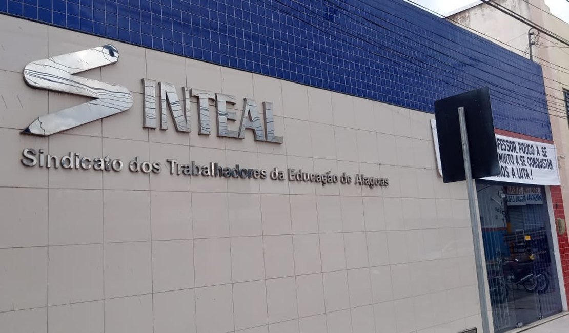 Sinteal organiza paralisação de aulas online; entenda