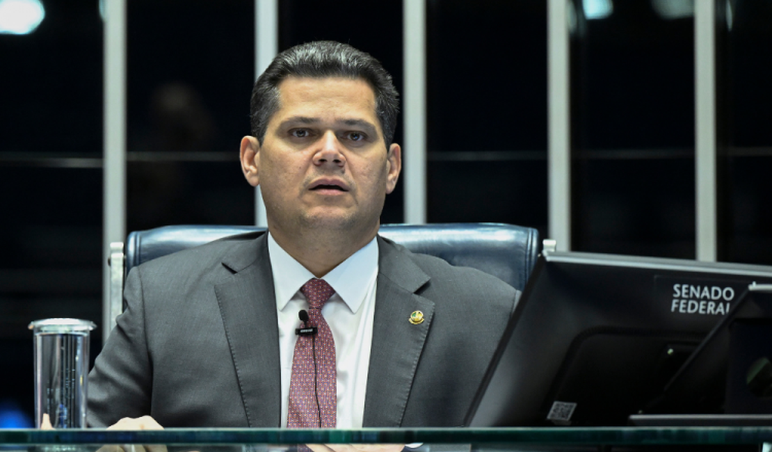 Lei do Impeachment: Alcolumbre critica decisão ‘monocrática’ de Gilmar Mendes