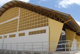 Após exibir arma em ginásio poliesportivo, menor é conduzido à delegacia pela PM