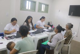 Programa Desenvolve Arapiraca realiza atendimento com serviços gratuitos para moradores da Canafístula; assista