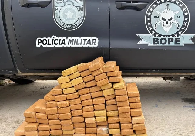 Idoso é preso com 100 kg de maconha durante abordagem policial em Marechal Deodoro