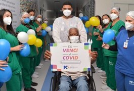 Idoso vacinado de 115 anos, que perdeu dois filhos para a Covid-19, vence a doença, em Alagoas