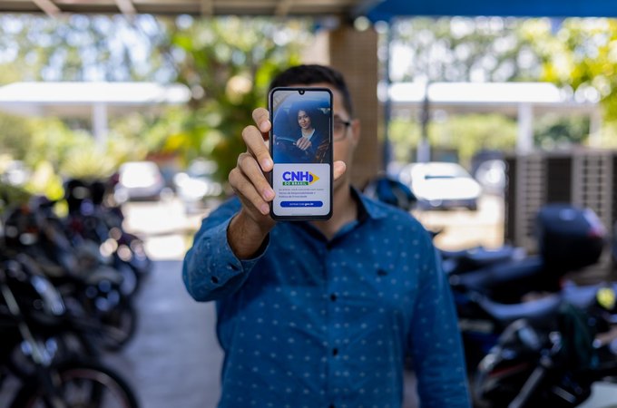 Detran Alagoas orienta passo a passo para obtenção da 1ª CNH pelo app e site do órgão