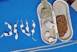 Suspeito de matar dois jovens é preso com drogas, em Campo Alegre