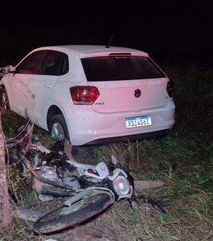 Colisão entre motocicleta e carro deixa uma pessoa morta e outra gravemente ferida na AL-115, em Girau do Ponciano