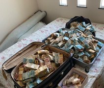 PF apreende malas de dinheiro em operação contra jogos de azar