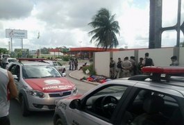 Dez adolescentes são presos por planejar assalto em supermercado