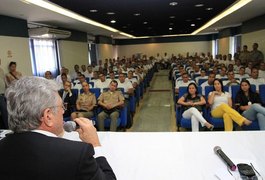 Governador visita Curso de Formação de Praças da PM