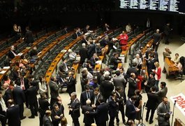 Relator diz que Cunha mentiu e faltou com a ética e o decoro parlamentar