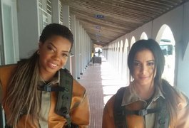 Anitta e Ludmilla posam com roupas militares no sertão nordestino: 'Aguardem'