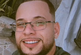 Jovem é morto a tiros dentro de barbearia no Sertão de Alagoas