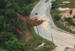 Fortes chuvas causam deslizamento de barreiras, alagamentos e mortes na capital alagoana