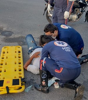Três pessoas ficam feridas após colisão entre duas motocicletas, em Arapiraca