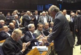 Congresso aprova texto-base do projeto de meta fiscal para 2014