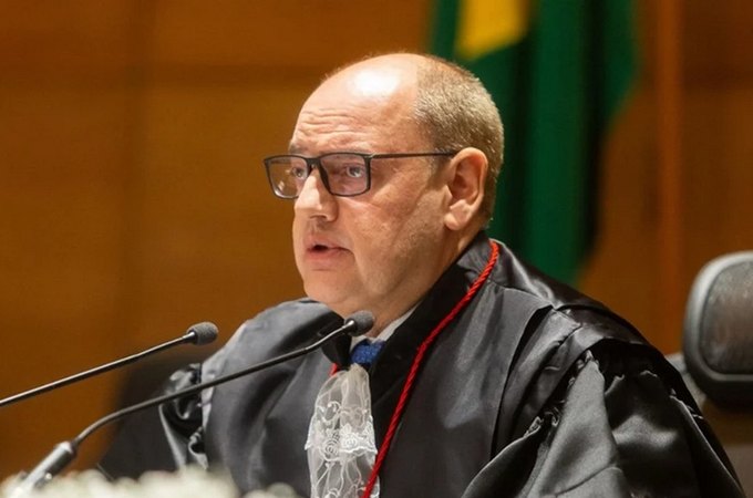Escutas são encontradas no gabinete do governador do Rio de Janeiro