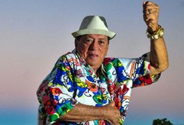 Internado por causa da Covid-19, quadro clínico do cantor Genival Lacerda 'inspira cuidados'